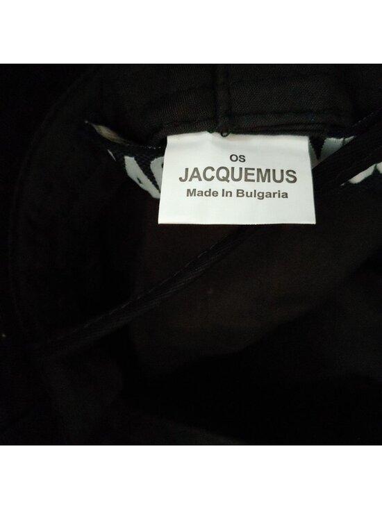 Jacquemus Le Bob Artichaut Bucket Hat Frayed Edge Logo Hamptons Resort Luxury